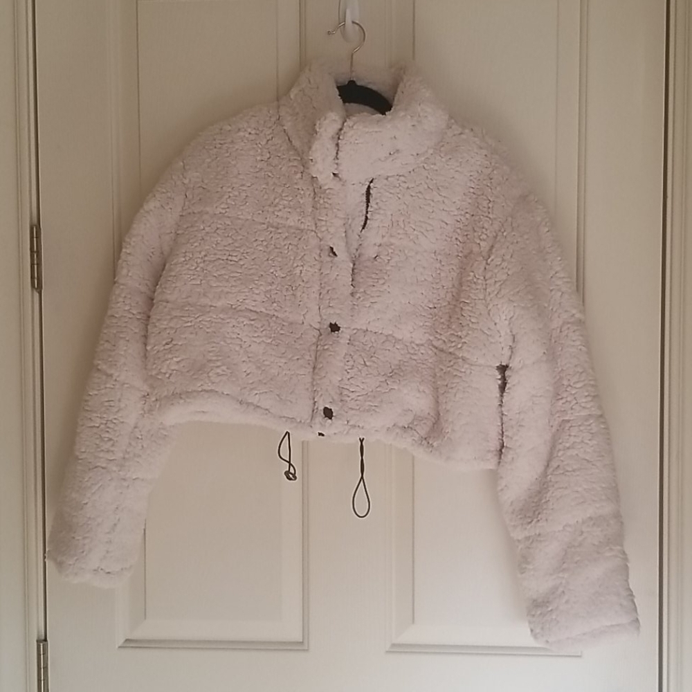 NEW Cropped sherpa jacket from BooHoo (size 8)